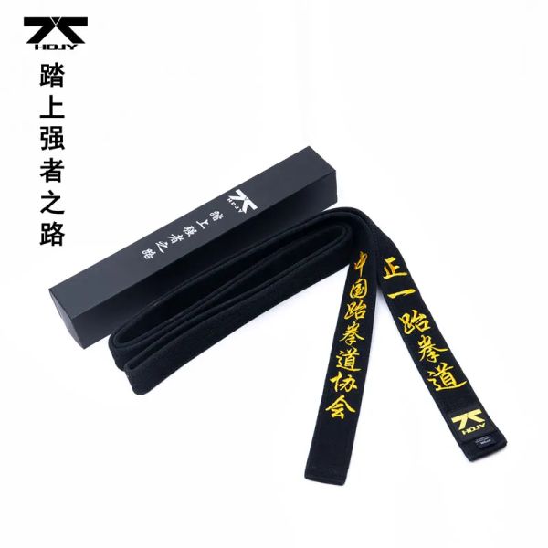 Produkte anpassbarer Taekwondo Black Belt WTF 2,8 m3,2 m Coach Stickerei Golden Line Name Karate Judo Uniform Baumwoll Taillenband