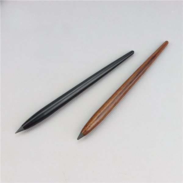 Matite 1pcs sandalwood penna matita eterna illimitata scrittura senza inchiostro per la scrittura di materiale scolastico