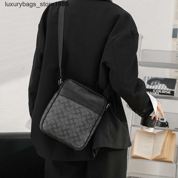 Дизайнер пакетов на плечо американский стиль тенденции Mens Bag New Fashion Crossbody Вертикальный рюкзак модный модный