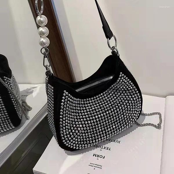 Borse a tracolla Borsa a mano con diamanti brillanti Borsa da donna 2024 Moda singola sotto le ascelle Rete rossa Versatile Senso di alta qualità Pasticcio