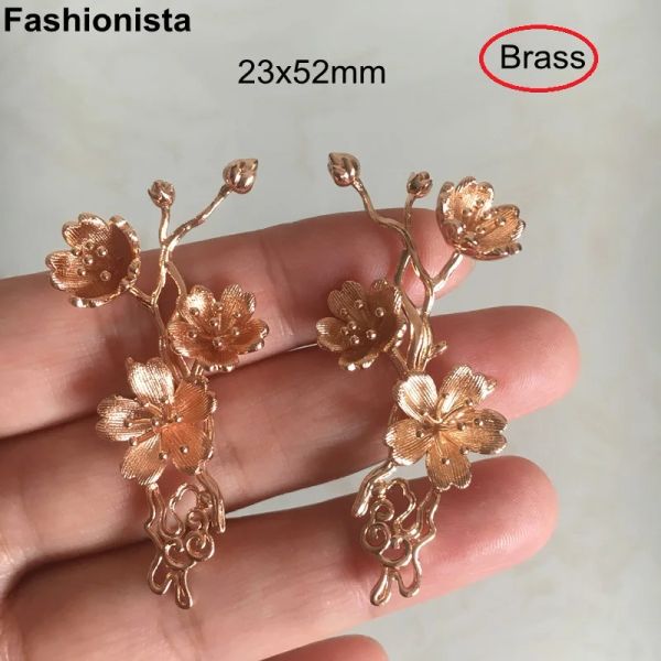 Ciondoli da 4 coppie (8 pezzi) Branch di fiori di ottone 23x52 mm Fiori di filigrana in metallo BUNCH GORE GOLDCOLOR SILVERCOLOR FORNITÀ GIOIFFICI DI MIGLIO