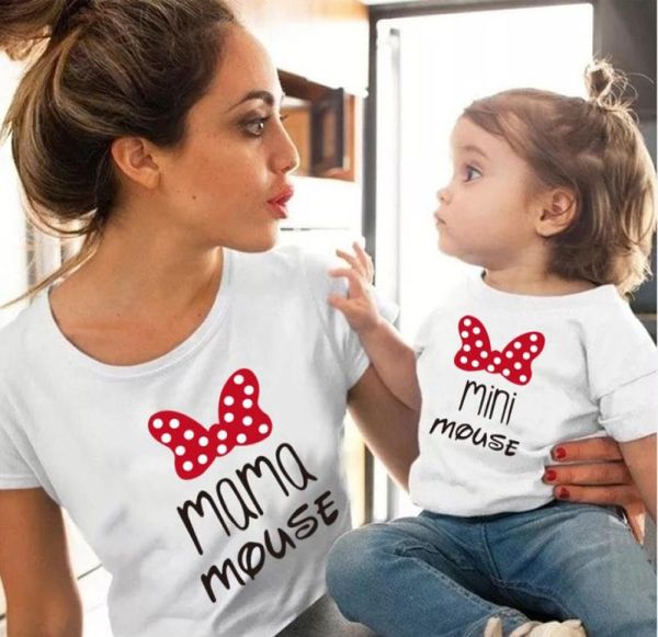 Mama und Mini Familie passende Kleidung Outfits Cotton Kawaii Bow T -Shirt Mama und ich Kleidung Tops Baby Girl Clothing Matching Outfit2110717