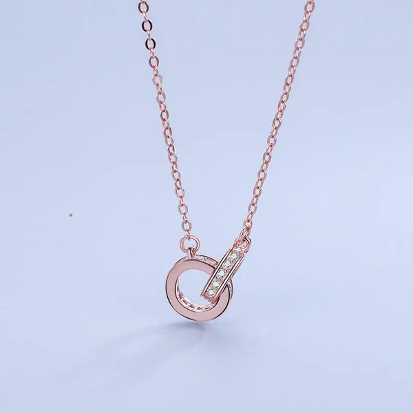 2024 designer di gioielli per donna collana dorata in oro sterling a doppio anello a doppio anello a ciondolo in oro rosa cravatta femmina in maschera a sfera di gioielli Gift di gioielli Q1