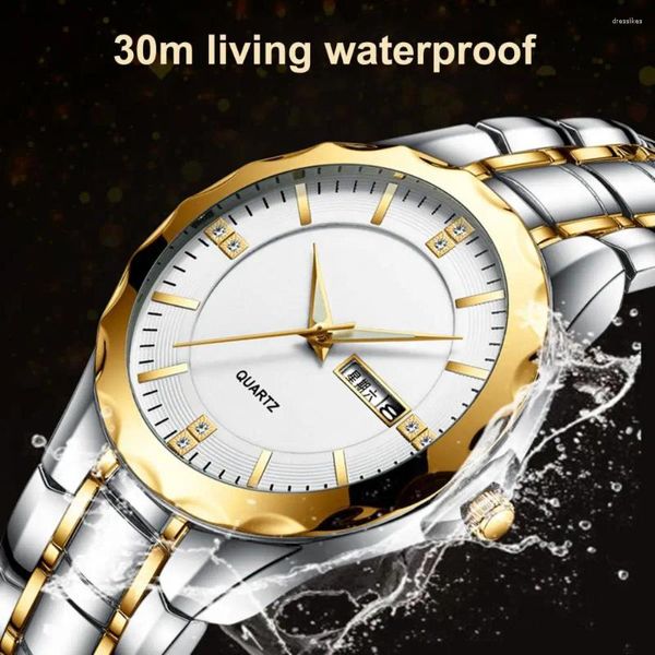 Relógios de pulso não mecânico Quartz Wristwatch Men Round Dial Dial Watch Men's Business com Display de Calendário Dual