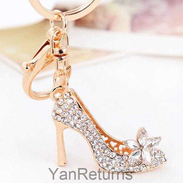 Hot Salking Womens High Heels Keychain Bagage Carro Inlay Diamante requintado e pingente da moda