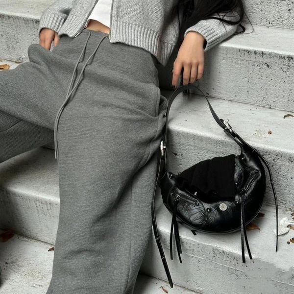 Pantaloni da donna a vita stretta curvi a banana affusolati stile pigro pantaloni larghi casual con coulisse ispessiti