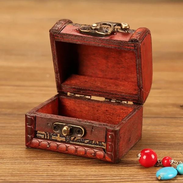 NEU 2024 Vintage Jewelry Box Holzhandschachtel mit Mini -Metallschloss für die Aufbewahrung von Schmuckschatzpearl Ringen Organisator Aufbewahrung Hülle Handgefertigt