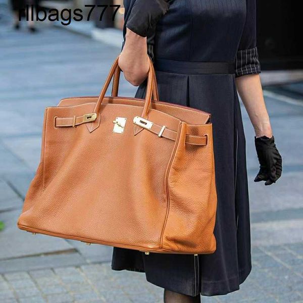 Handgefertigter BK -Tasche Große Handtasche Top Luxus -Tasche Limitierte Reisegepäck Herren und Frauen weiche Leder Kapazität 50 mit Logo