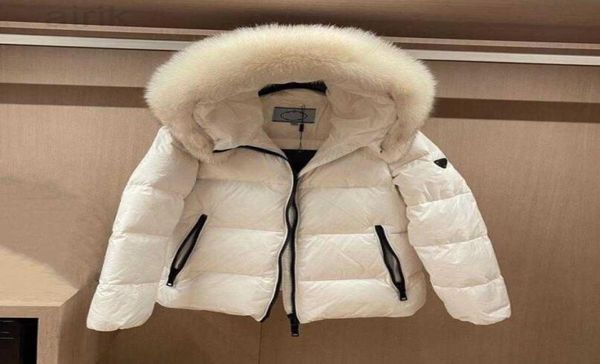 Top Designs Brand Quality Women Lady Down Jacket Woman Designer Luxury Brand White Duck Downs Foxes Furt Collar Fluffy Warm Be6228091