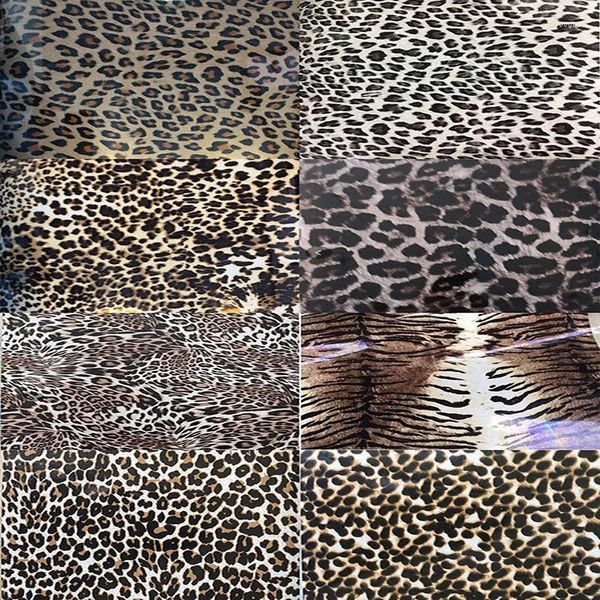 Adesivi per finestre 1 foglio 25 cmx100 cm Bellissimo colore leopardo TPU Trasferimento di calore Premere macchina HTV Stampa tessuto fai da te