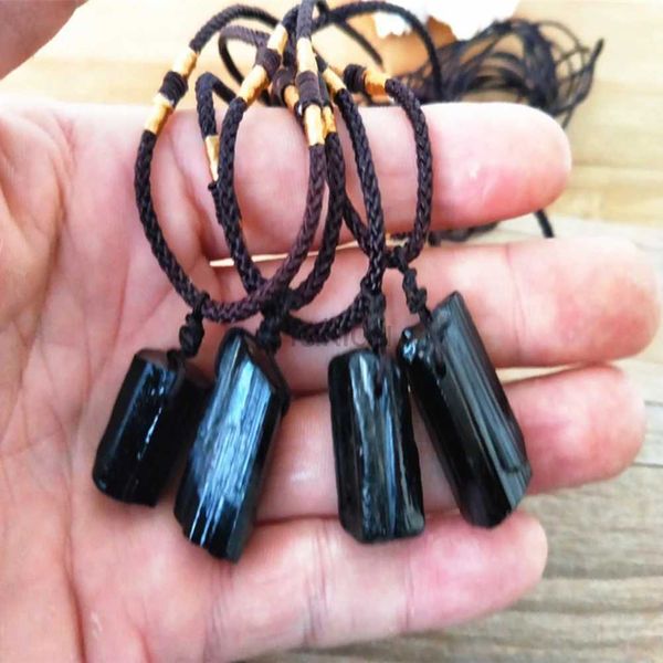 Pedras de massagem rochas 1pcs Cristal natural Black Tourmaline Stone Pingente Colar Wired Charm Stone Pingentent Decoration Presente 240403