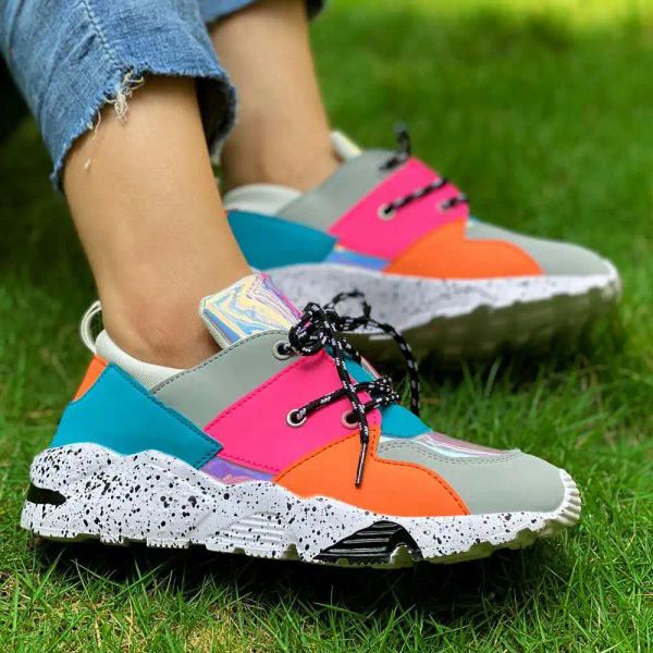 Botlar Renkli Kadın Moda Koşu Ayakkabı Marka Tasarımı Hafif Spor Kekatlar Kadın Açık Sokak Yürüyüş Bayanlar Kentsel
