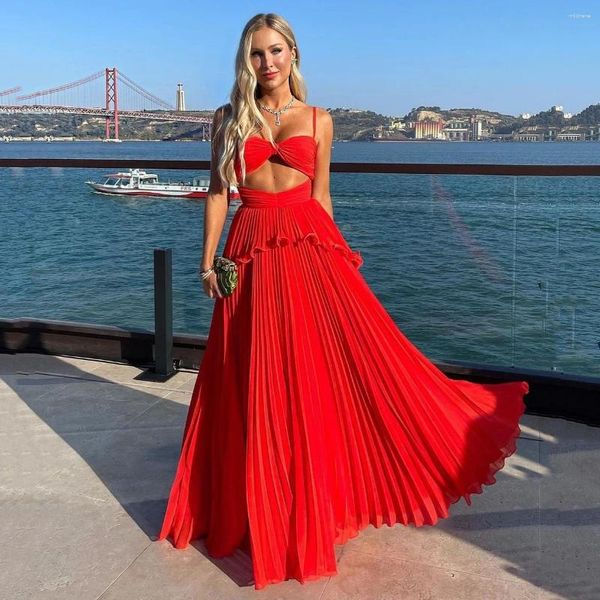 Abiti per feste Red Beach RED CRUMFLED Chiffon Prom Spaghetti Strap Saudita Arabo Saudita Abito da sera Formale Abita