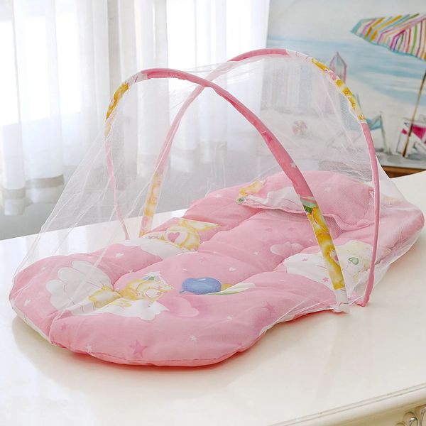 Baby Mosquito NET Dobável portátil Baby Travel Bed Berço com travesseiro de almofada para parques de praia 240326