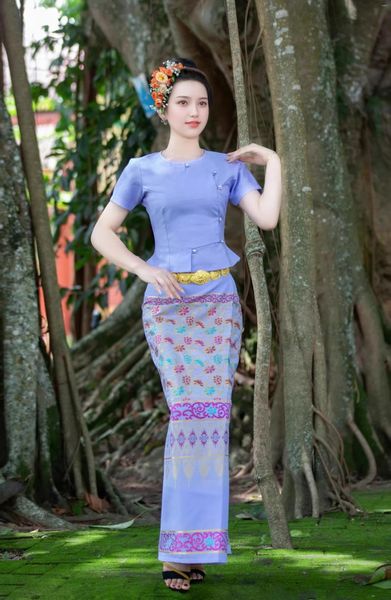 Этническая одежда голубой с коротким рукавом Dai женский топ -юбки набор китайского стиля уникальная работа туризмпография праздник