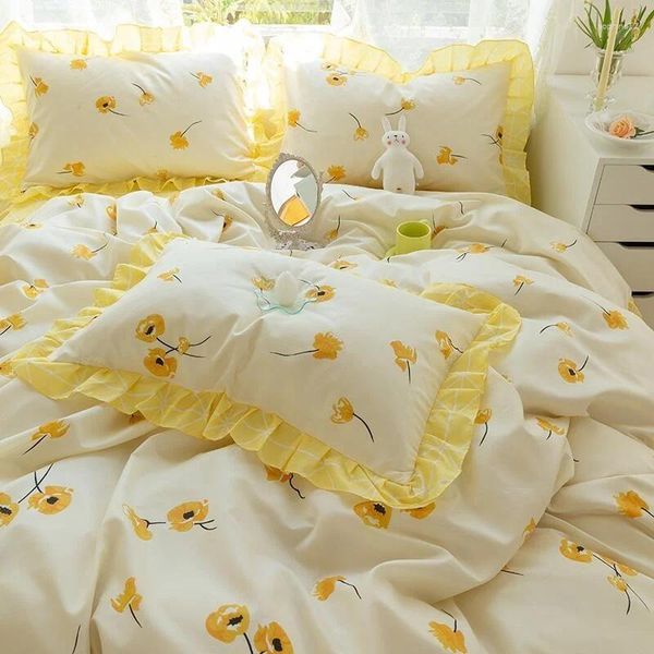Set di biancheria da letto set floreale giallo semplice insin ragazza principessa rasce piumino copritono gonna letto e cuscino decorazioni camera da letto tessili