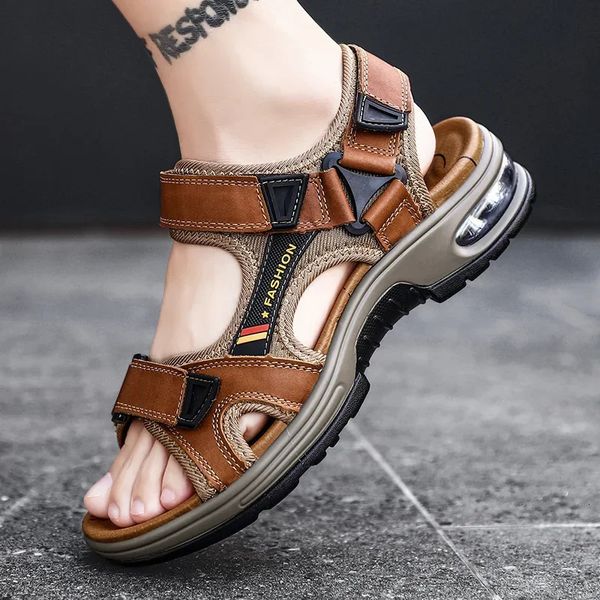 Sommer Herren Sandalen Leder Herren Erste Schicht Rindsleder Gladiator Römische Herren Strand Sandalen Kissen Weiche Watschuhe 240320