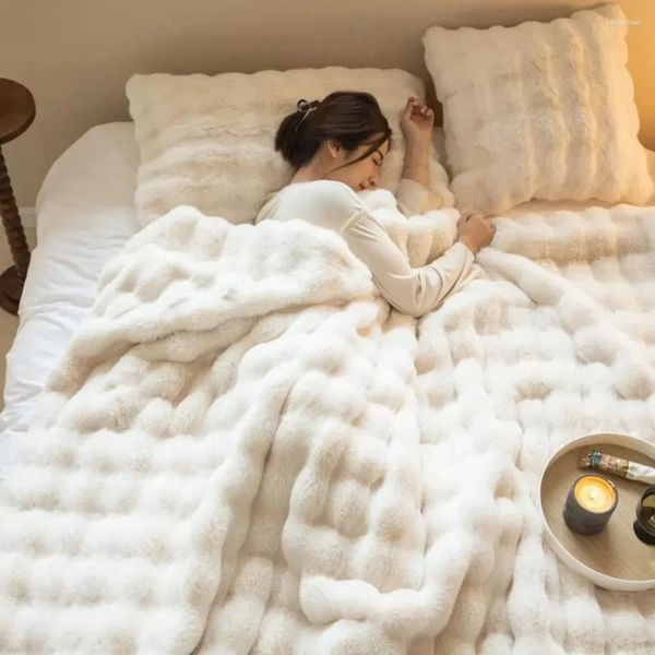 Cobertores macios e aconchegantes cobertores de pele de toscana com lã de bolha dupla face - perfeita para o sofá de escritório capa da cama de inverno quente