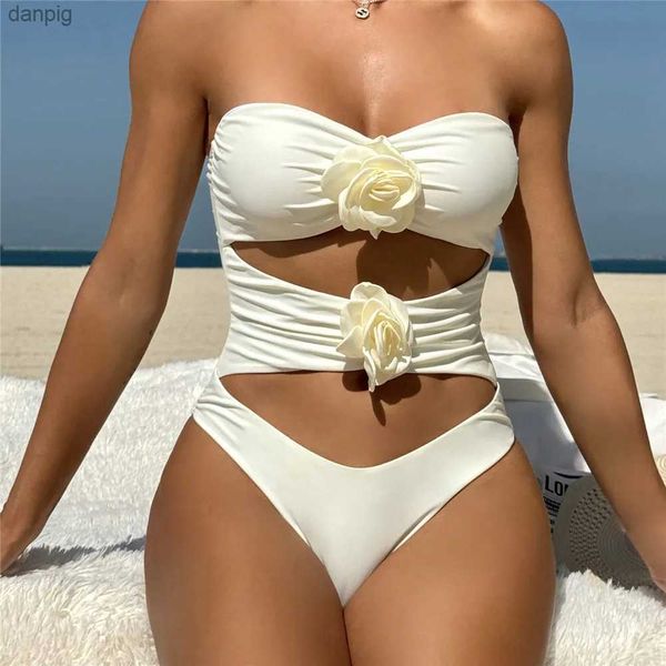 Moda de banho feminina sexy 3d flor de banho de banho branco de uma peça de banho de banho 2024 Corte Monokiny Bathing maiach