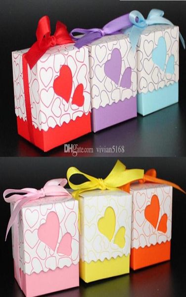 Caixas de casamento Caixas de presente Caixa de doces Diy Caixas de chocolate favorecem os detentores 5cm5cm5cm Love Heart Silk Ribbon Favors Boxs 1567480