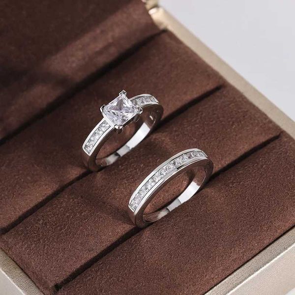 2pcs Alyans 925 Sterling Gümüş Çift Sıralı Zirkon Mikro Kakma Halka Tarzı Düğün Elmas Yüzük Set Zirkon için Çift Yüzük