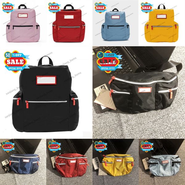 Black Nylon Backpack Borse da yoga Laptop Viaggio di sacchetti sportivi impermeabili per esterni Nuova borsa da scuola Teenager Ruck Sacco di grande capacità da donna Crossbody Fanny Pack