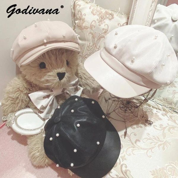 Berets Japanischer Frühling Retro Alle passenden süßen Mädchen Perlenperlen PU-Lederkappe Sechseckige Mode Damen Baskenmütze Hut