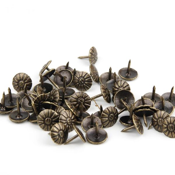 50pcs Bronze Tacks Antique Messing Polsterhändler Nagelschmuck Geschenk Weine Hülle Schachtel Sofa Dekorative Tack -Stente Pushpin Doornail Hardware