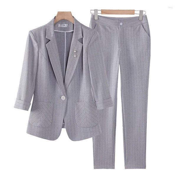 Calças de duas peças femininas primavera no verão de trajes de negócios e jaquetas casaco de meia manga Ladies Ladies Professional Blazers Conjunto