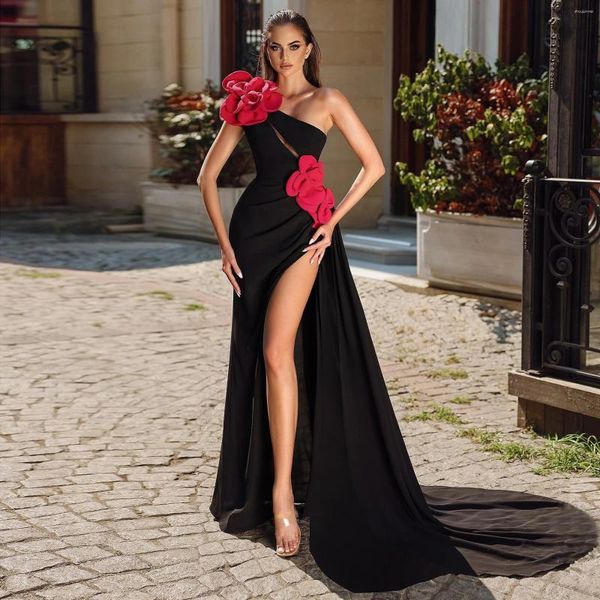 Abiti da festa eleganti balli neri lunghi con rosa 3D floreale sexy a fessura alta una spalla da donna abito formale fiori fatti a mano personalizzati