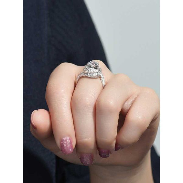 Amo Rings Coppia Designer Card Homepure Silver Platinum Platinum Diamond Twisted Womens con anello nuziale intarsiato di precisione per donne con logo