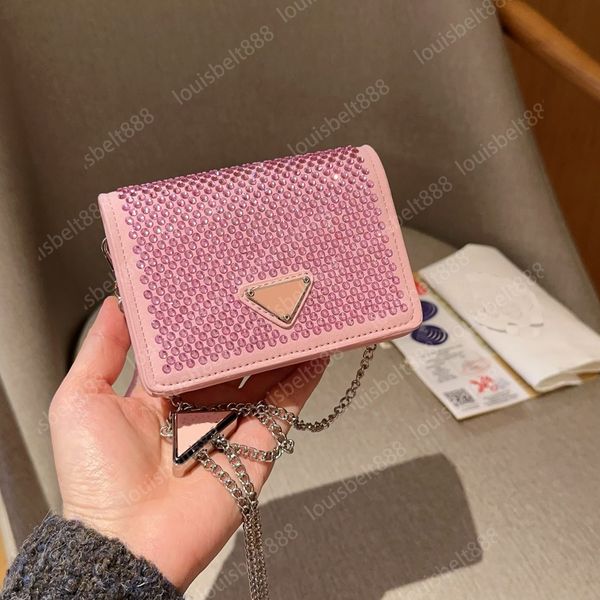 Moda clássica luxuosa bolsa de grife italiano novo feminino feminino diamante bolsa de moeda de moeda de malha vermelha bolsa de bolsa de bolsa de pacote de pacote de pacote triangle triangle 3 cores