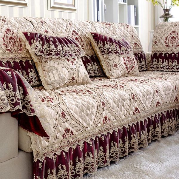 Stuhlabdeckungen Luxus Jacquard Sofa Cover rotes Spitzenbeinmöbel Wohnzimmer Slipcover Nicht-Schlupf-Kissen-Handtuchkissenbezug