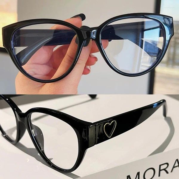 Sonnenbrille Vintage Cat Eye Anti-Blau-Lichtgläser Y2K Classic Dreieck Rahmen Herz Frauen lesen Brillen Retro Black Brillen