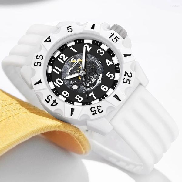 Armbanduhr Sanda Top Luxury Sport Männer Quarz Watch Casual Style Military Uhren 50m wasserdichte männliche Uhr Relogio Maskulino 3209