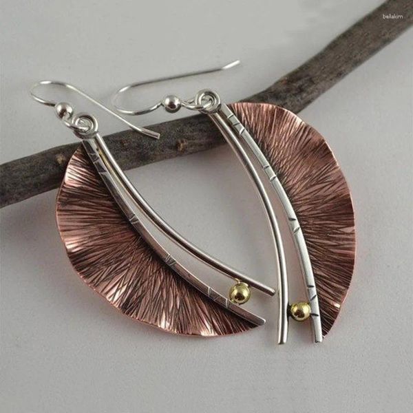 Brincos berrosos de folhas de metal em forma de lua vintage jóias criativas de bronze vermelha feminino geométrico Pendientes