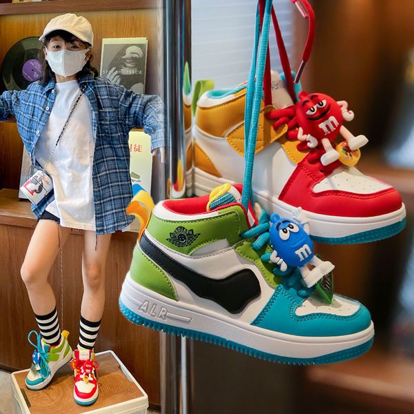 Scarpe per bambini New Spring Fall Boys Running Shoe Fashion Match Girls Sneakers Cartoon comodi per bambini allenatori casual