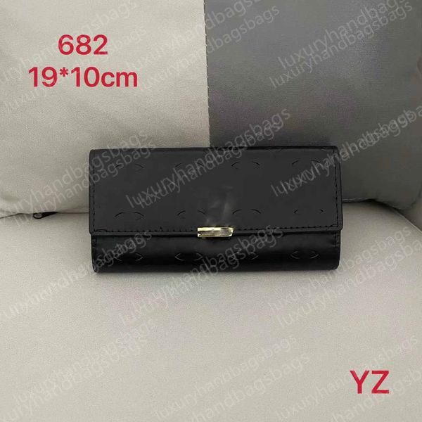 Designer de moda Classic Wallet Woman Handbag Clip Leather Classic Stripe Bronze Purse de Luxury Card Purses Pesses Passport Key Bolsa Bolsa