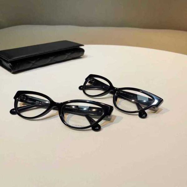 2024 Nuova alta qualità 10% di sconto sul designer di lusso Nuovi occhiali da sole da uomo e donna 20% Scontro lo Small Butterfly's Camellia Flower Black Love Pearl Flat Eye Frame CH3436