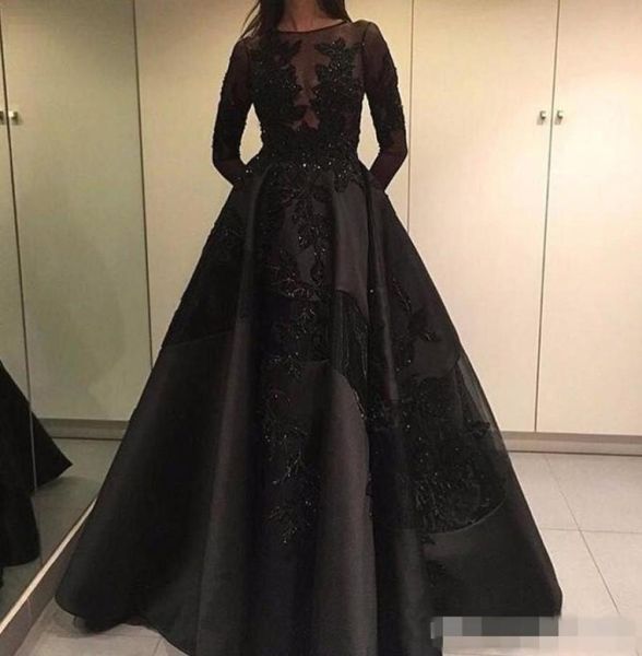 Modest 2019 Zuhair Murad Formal Evening Celebrity Vestres com elementos exagertos de renda preta de manga longa Dubai moda de moda PROM P5926976