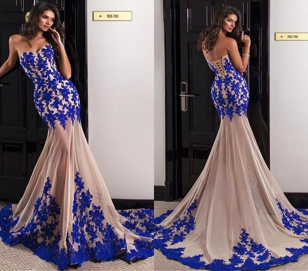 Вырезывая вырезовая вырезовая платья с кружевными аппликациями Королевское синее и обнаженное платье для выпускного вечера vestidos de fiesta largos5814162