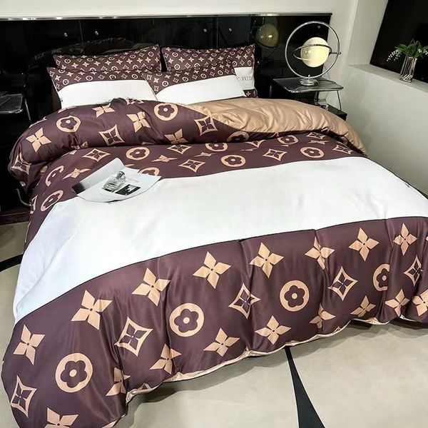 Conjuntos de cama de grife de designer Conjuntos de cama de quatro peças Conjunto de cama de quatro peças estilo Homestayled algodão de algodão de três peças Chapéu de lençol de cama