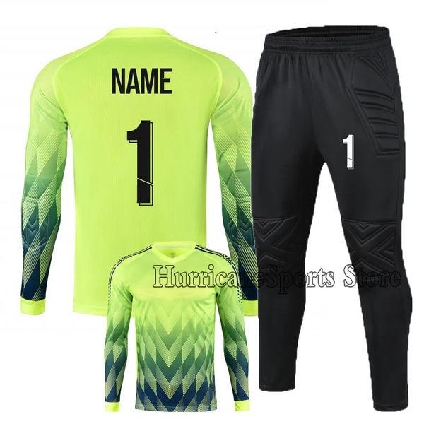 MENINOS CUDIDOS A camisa de futebol de futebol personalizada uniforme de manga longa Treinamento de futebol Top Jersey Pant e shorts Conjuntos 240321