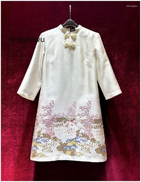 Lässige Kleider Lingzhiwu Cheongsam Kleider eleganter Damen chinesischer Designer Top -Qualität 2024 Feder Ankunft