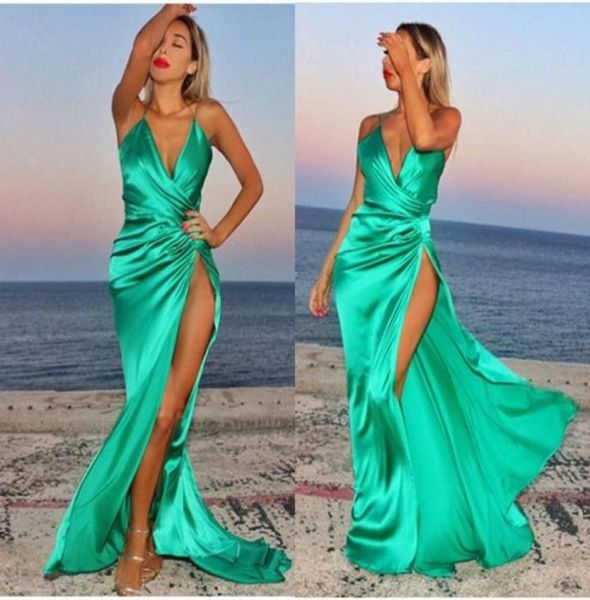 Vestido romântico de baile verde de cetim de seda longa comprimento de chão sexy lateral de fenda de praia