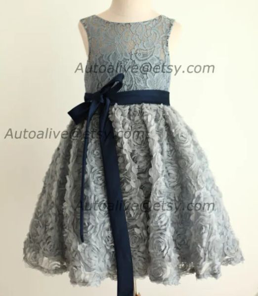 Abiti in pizzo grigio Rosette a serratura Abito da ragazza di fiori/Comunione/Battesimo/Abito da damigella d'onore/Abito da bambina/Abito da bambina/Fanta blu blu navy Fascia/matrimonio