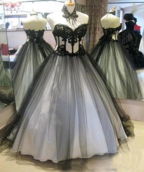 Vintage Schwarz -Weiß -viktorianische Gothische Brautkleider Brautkleider Spitzen Applikationen weicher Tüll Schnürung Back1504251