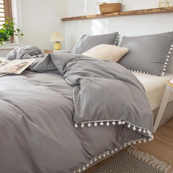 Set di biancheria da letto set grigio pom copripiumino pom copertura bianca conciutrice con trappola solida bianca