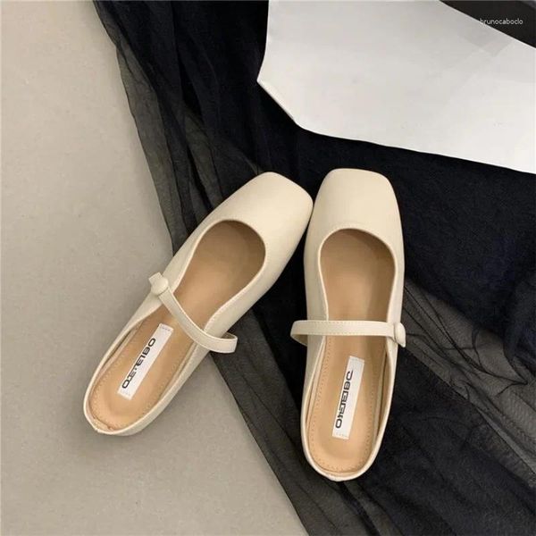 Scarpe casual design sandali femminili adorabili estate eleganti color chiaro di moda comode appartamenti da donna 2024
