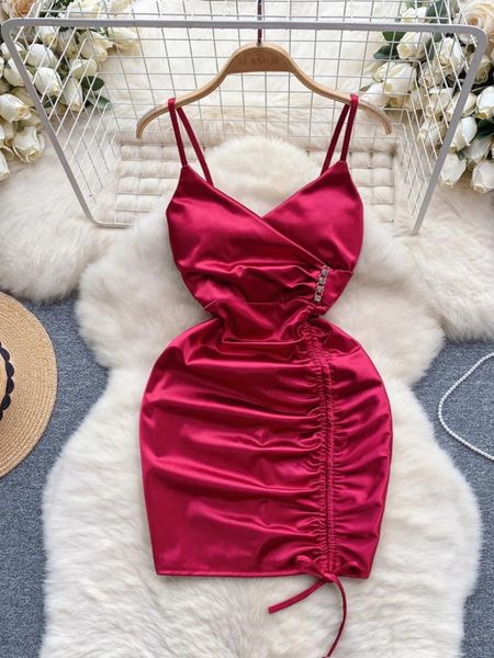 Abiti casual Foamlina SEXY CLUB OUTFITS 2024 Summer Fashion Women V Neck Spaghetti Cinghia senza maniche Mini BodyCon